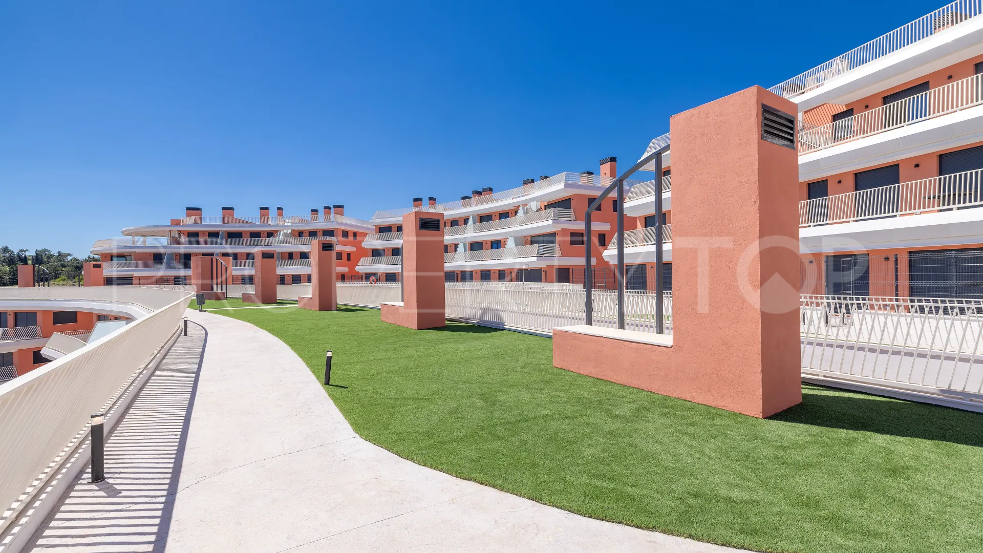 Atico duplex en venta en Cala de Mijas de 3 dormitorios