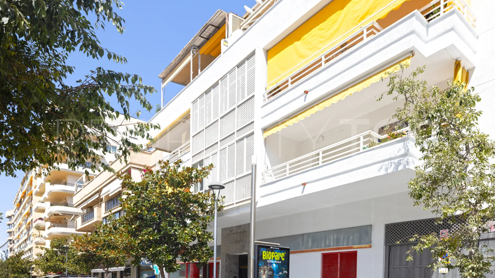 Apartamento de 4 dormitorios a la venta en Marbella Ciudad