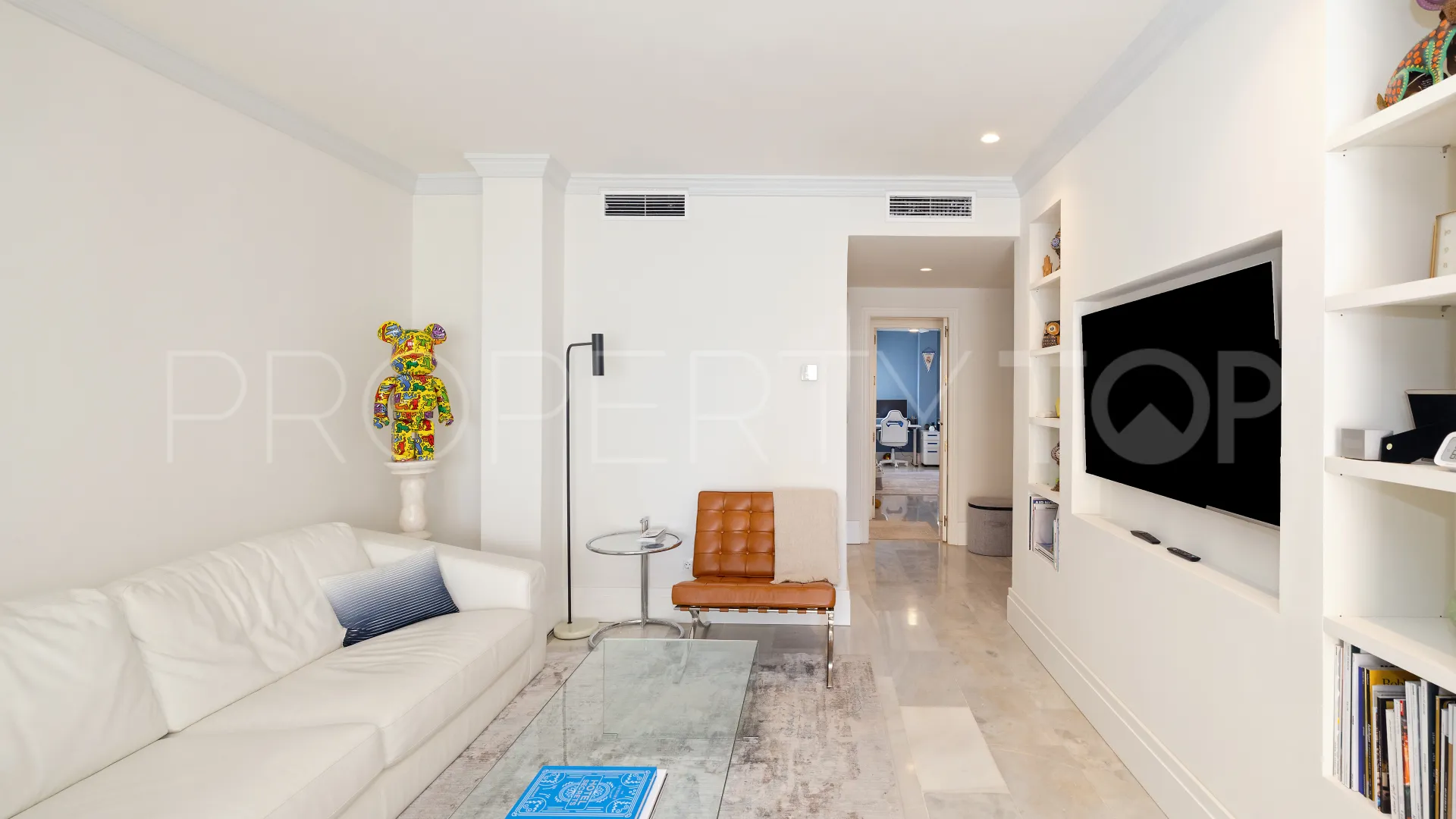 Apartamento de 4 dormitorios a la venta en Marbella Ciudad