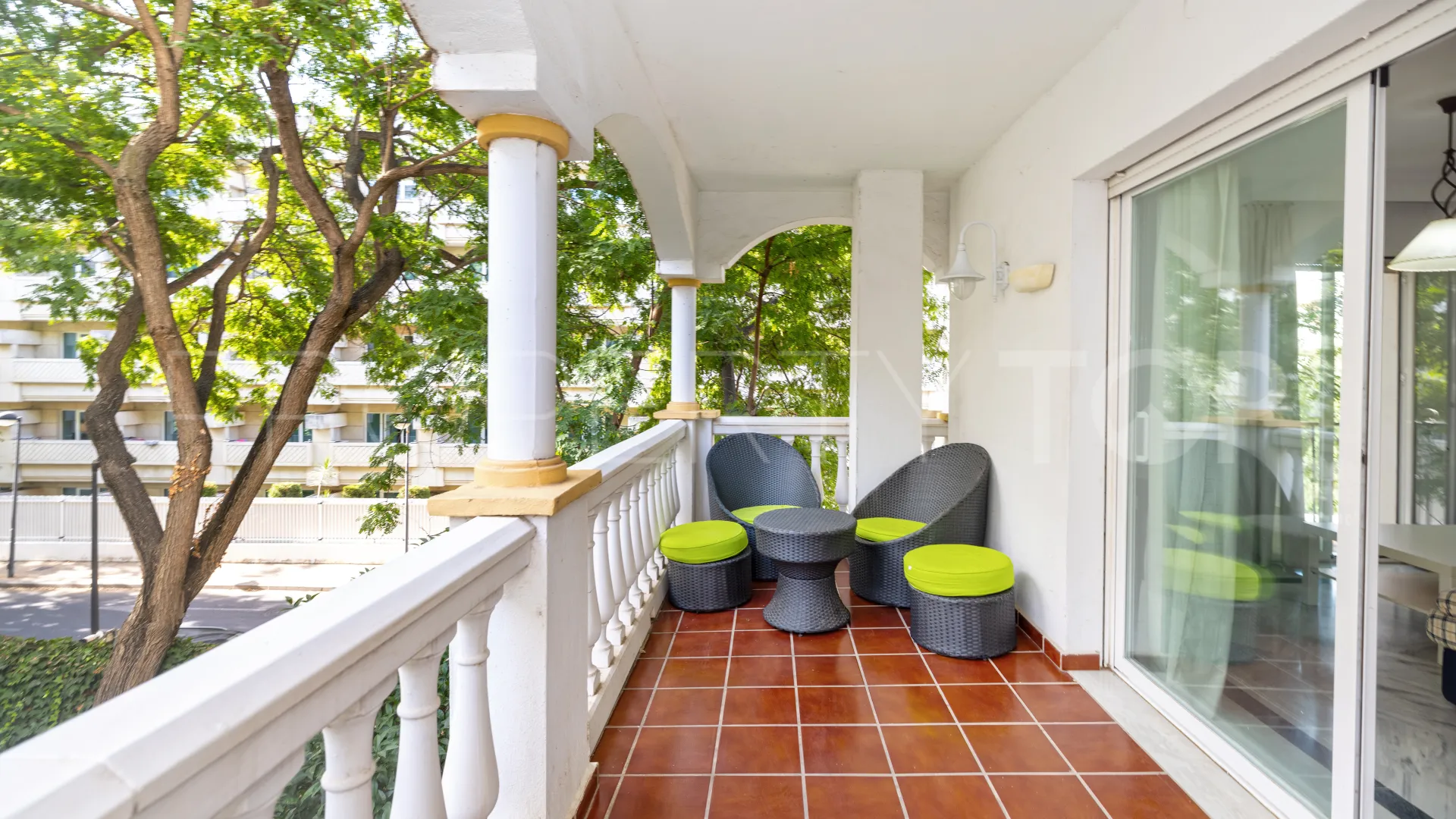 Se vende apartamento de 2 dormitorios en Hacienda Nagüeles II