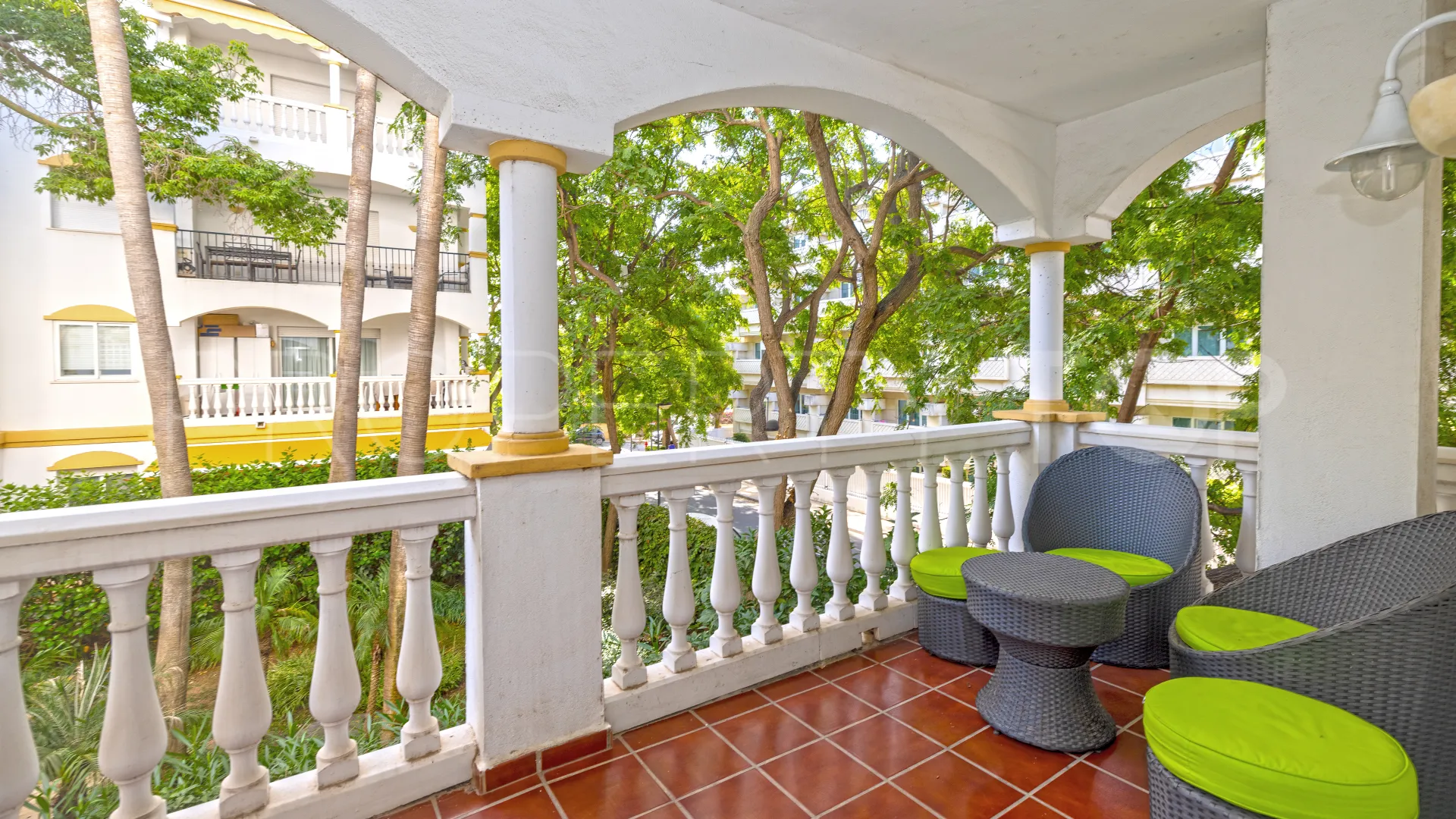 Se vende apartamento de 2 dormitorios en Hacienda Nagüeles II