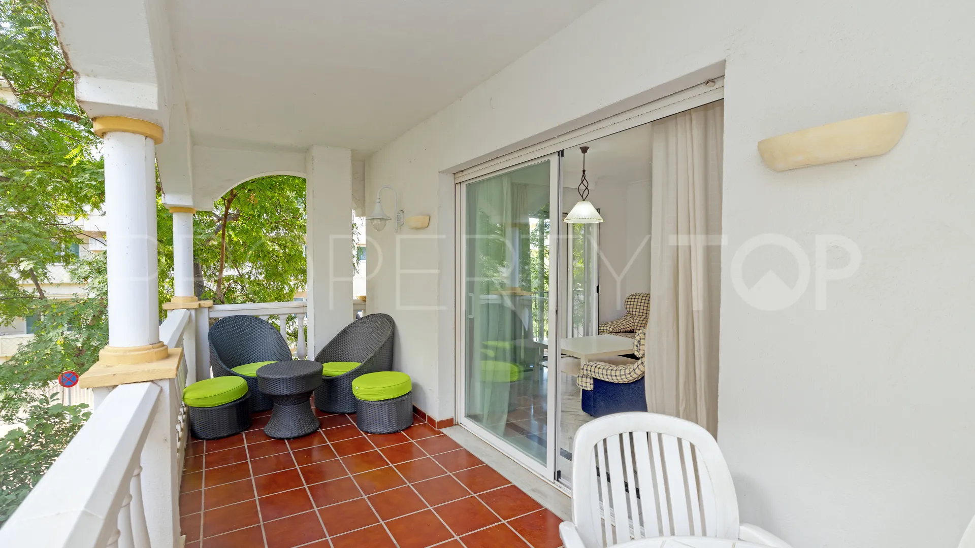 Se vende apartamento de 2 dormitorios en Hacienda Nagüeles II