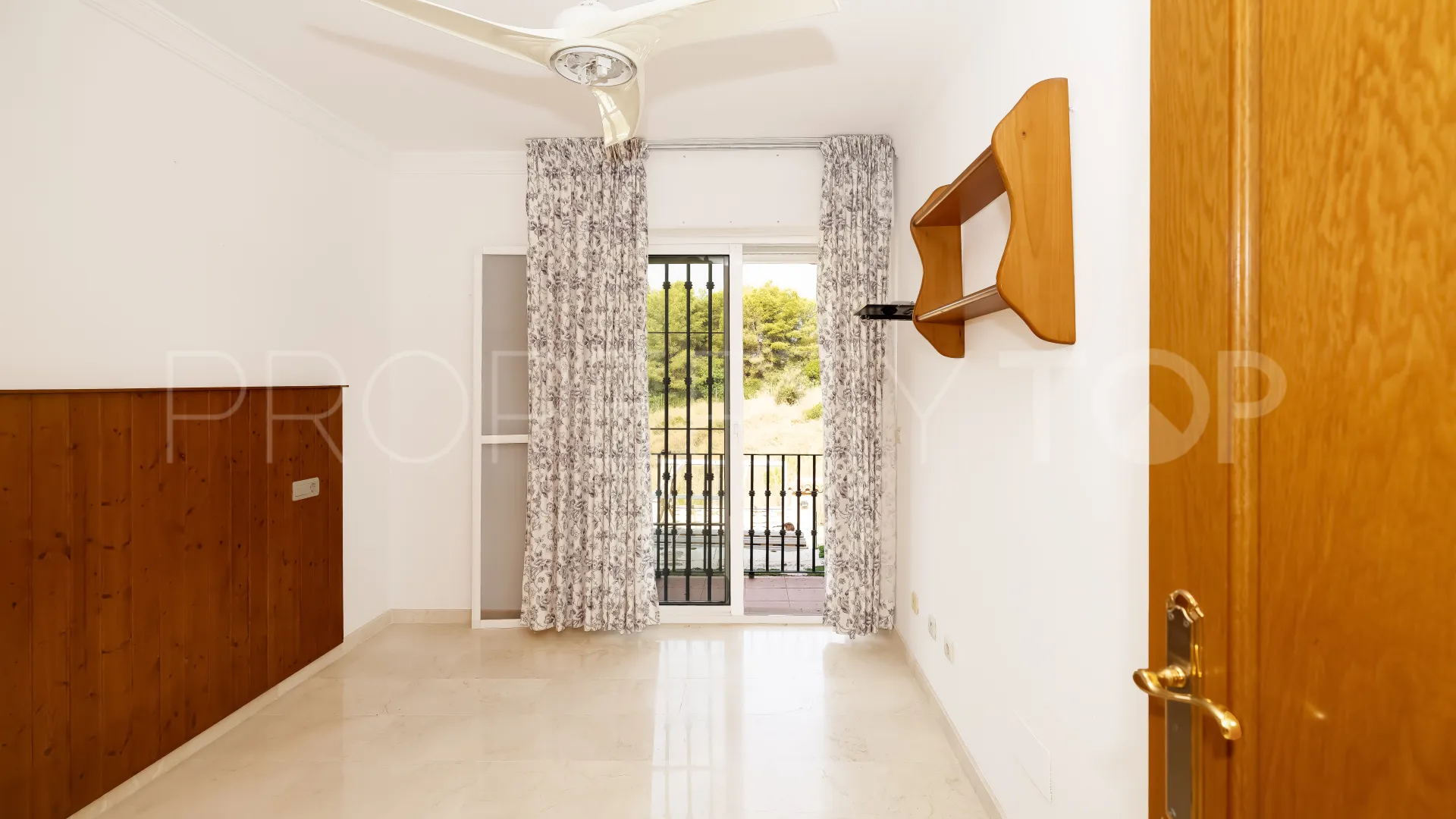 Buy town house in Xarblanca
