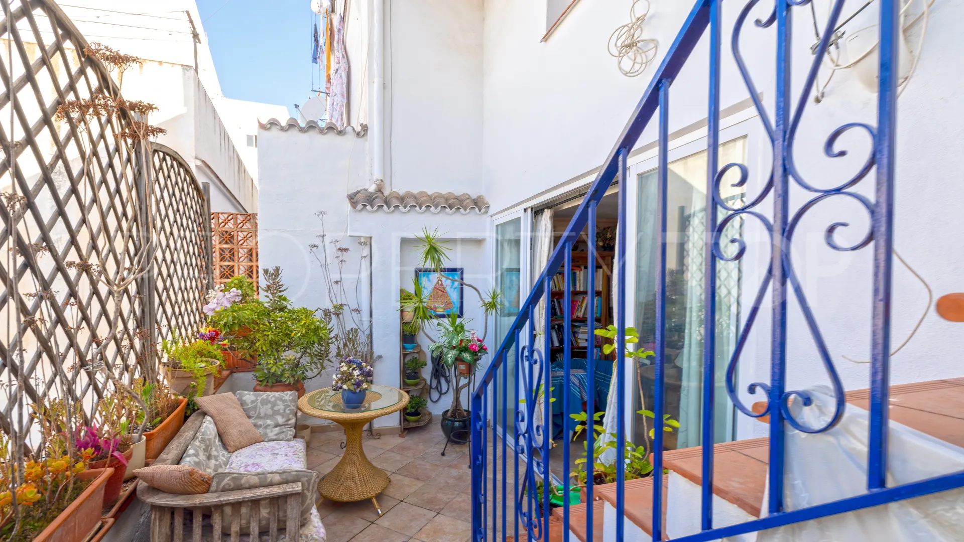 Pareado en venta en Marbella Ciudad con 6 dormitorios