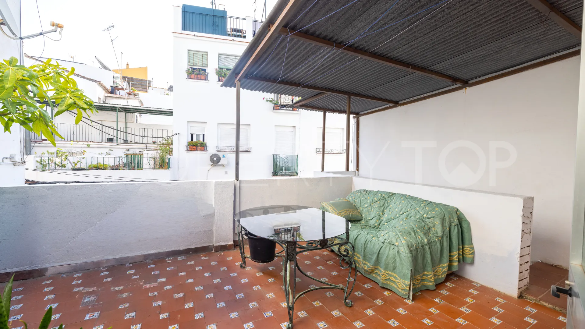 Pareado en venta en Marbella Ciudad con 6 dormitorios
