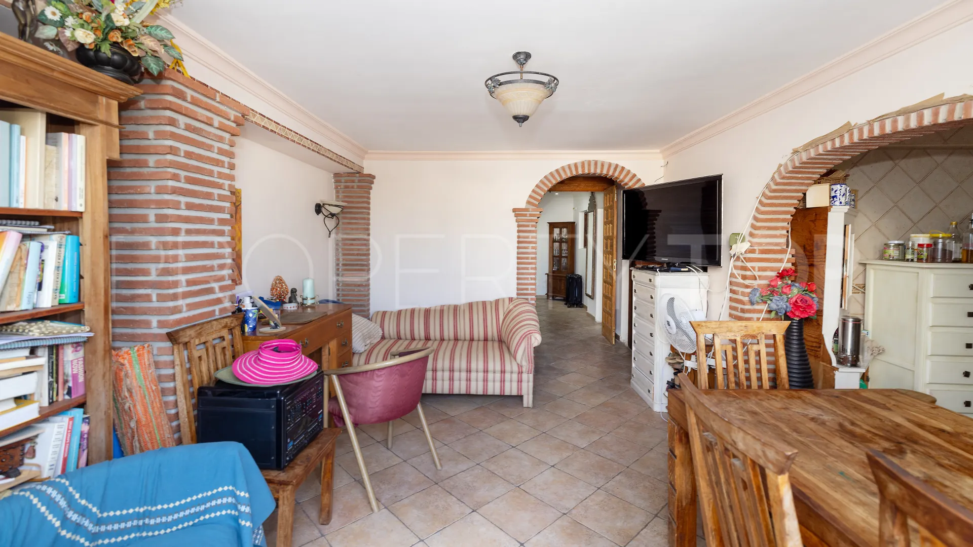 Pareado en venta en Marbella Ciudad con 6 dormitorios