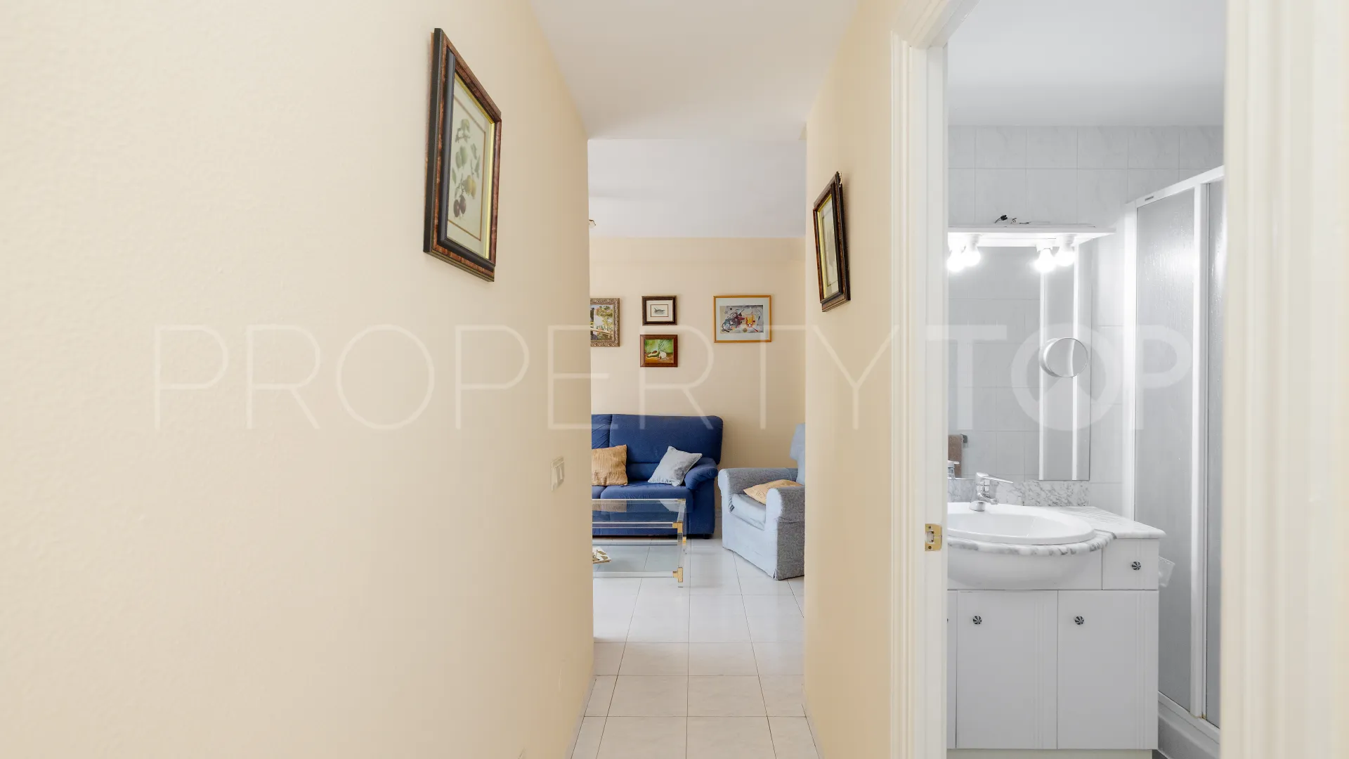 Apartamento a la venta en Marbella Centro de 3 dormitorios