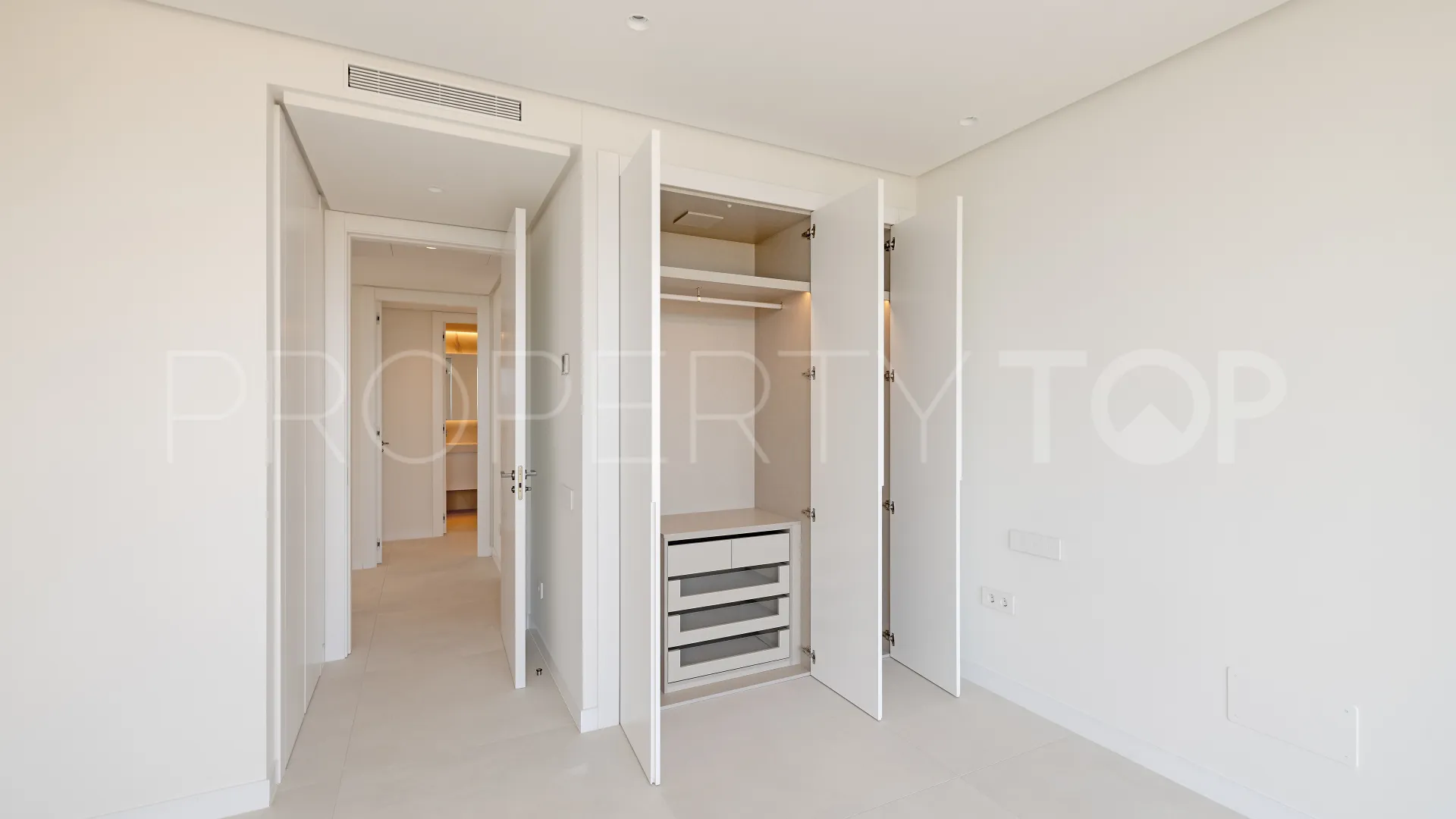 Apartment with 3 bedrooms for sale in La Mairena