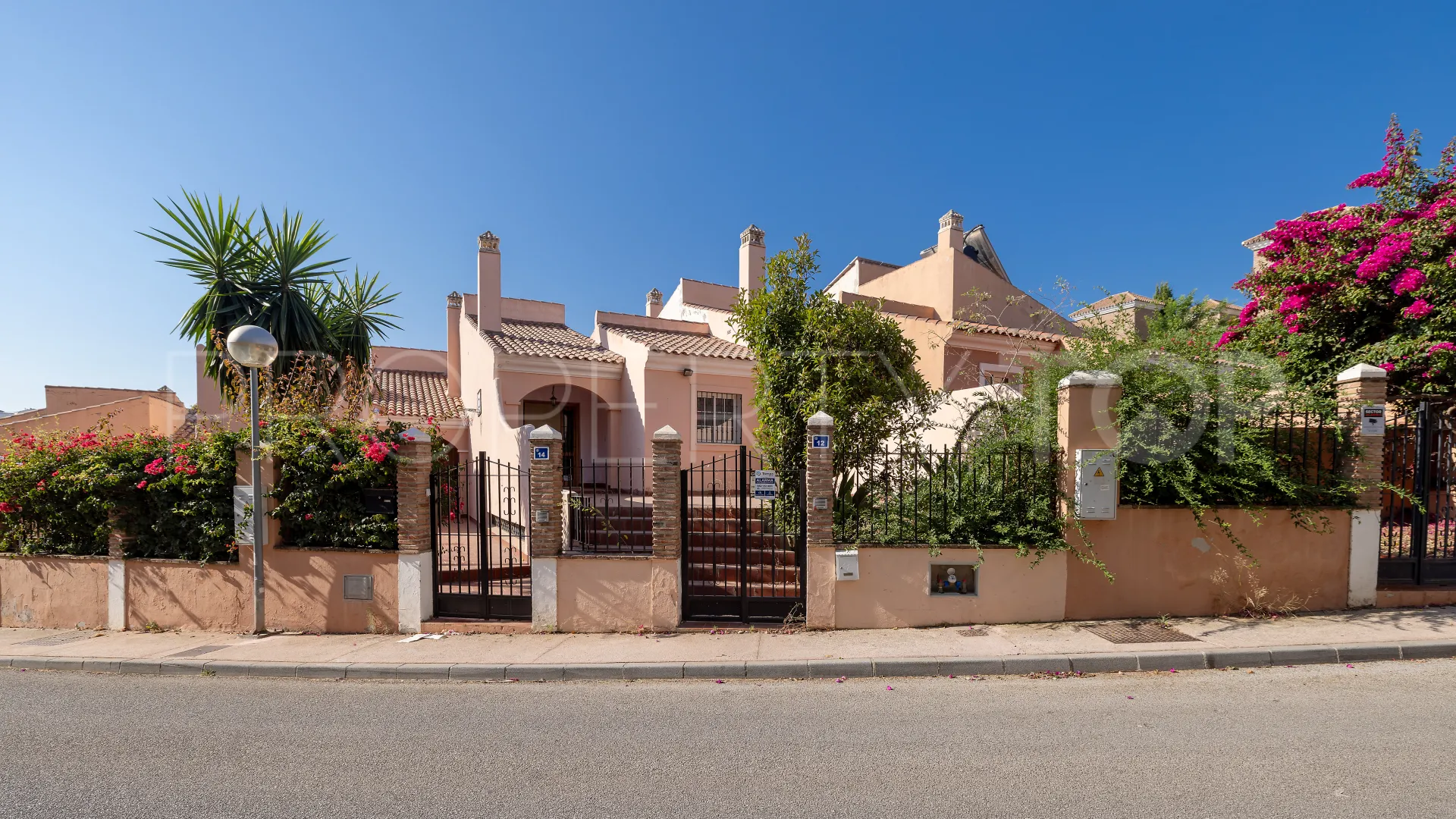 For sale Riviera del Sol town house