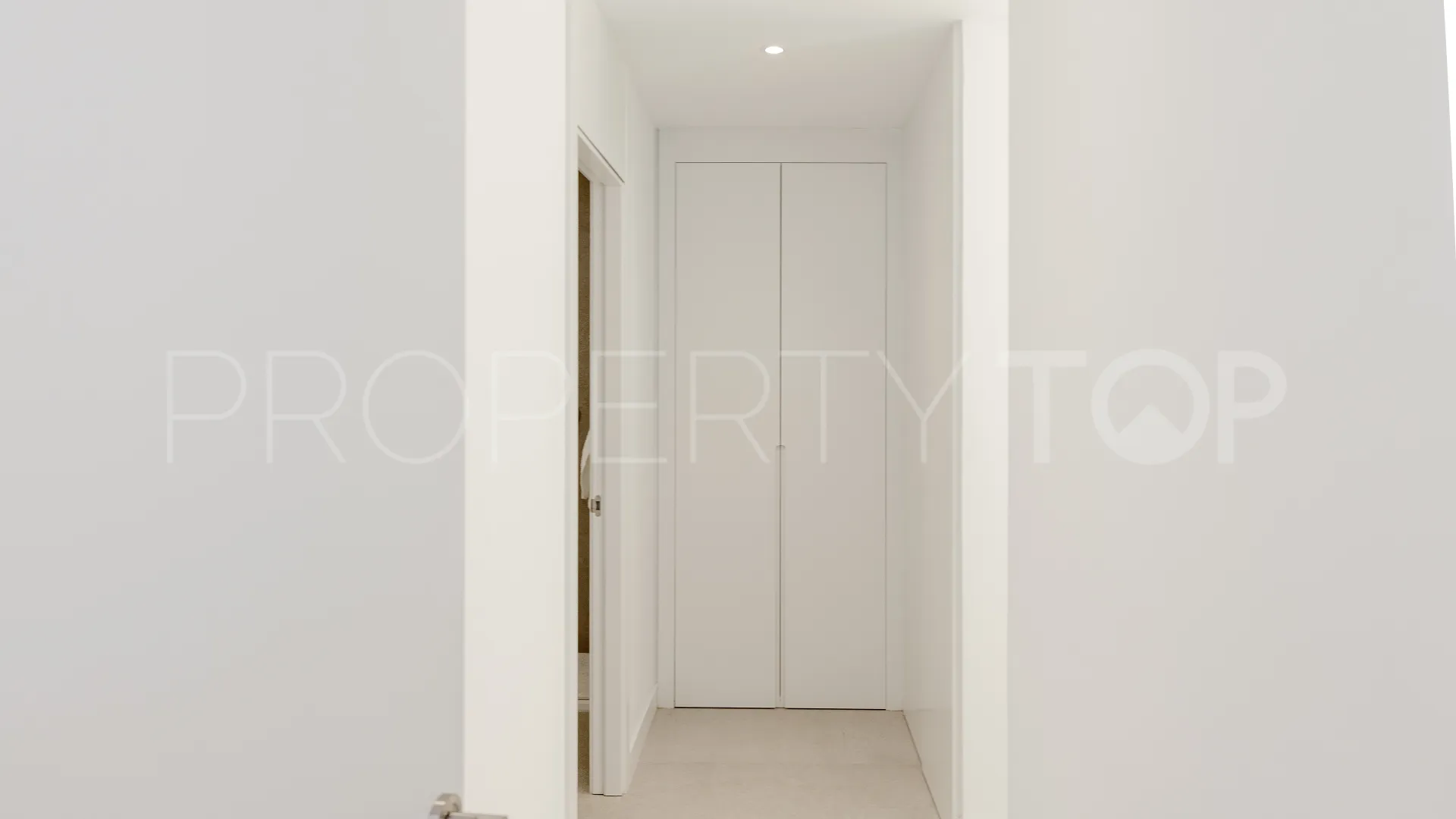 Apartamento de 3 dormitorios en venta en Los Altos de los Monteros