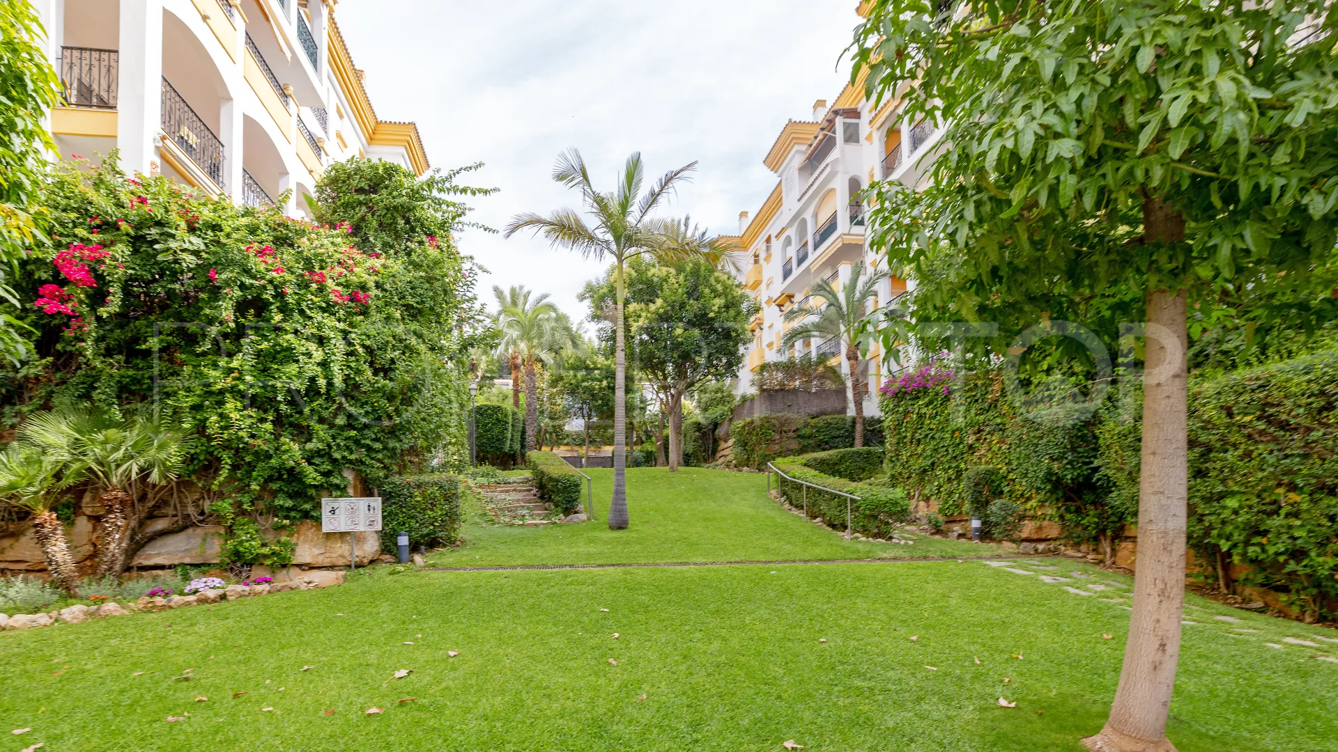 Apartment for sale in Nagüeles