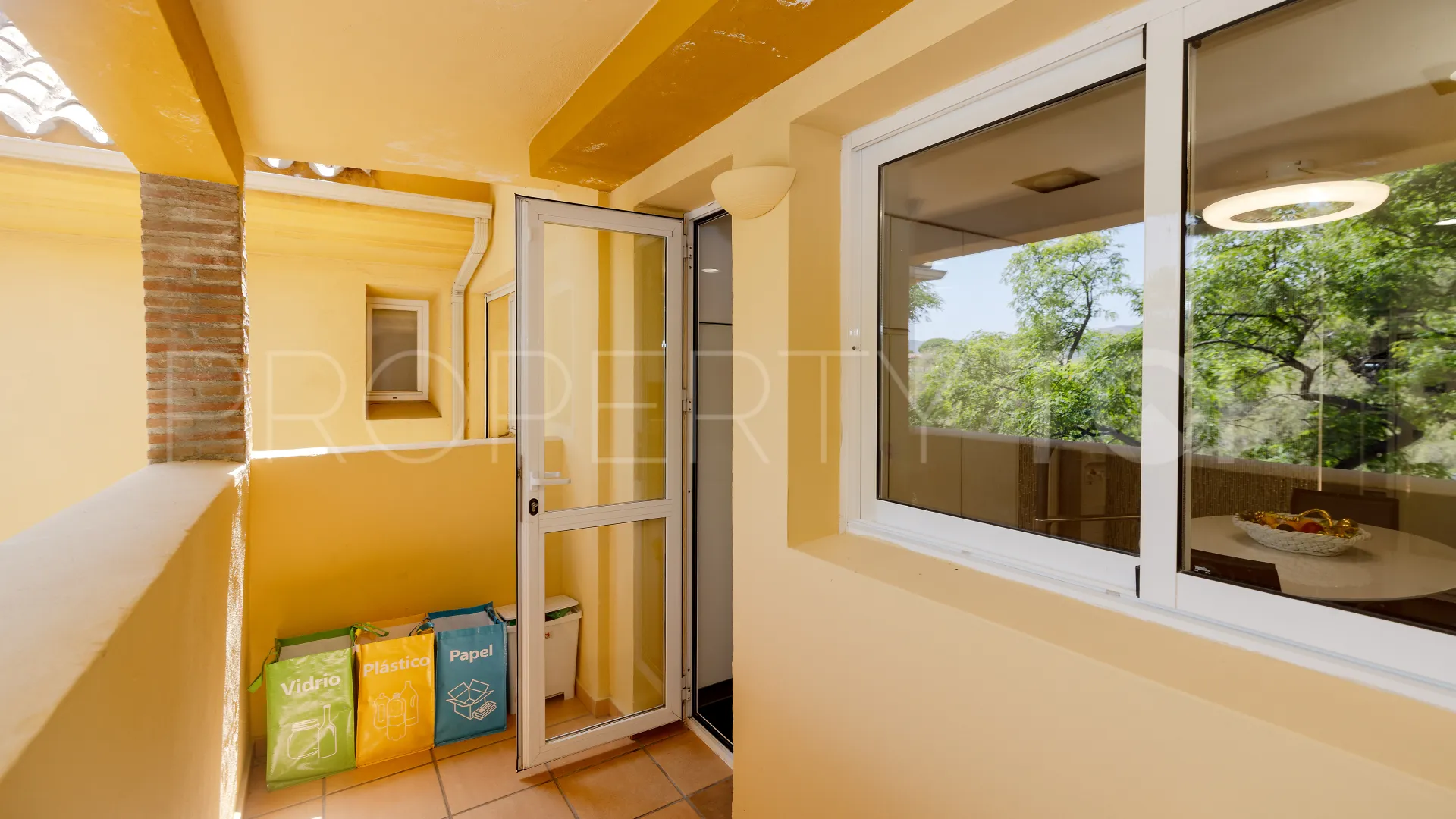 Comprar atico duplex de 4 dormitorios en Rio Real