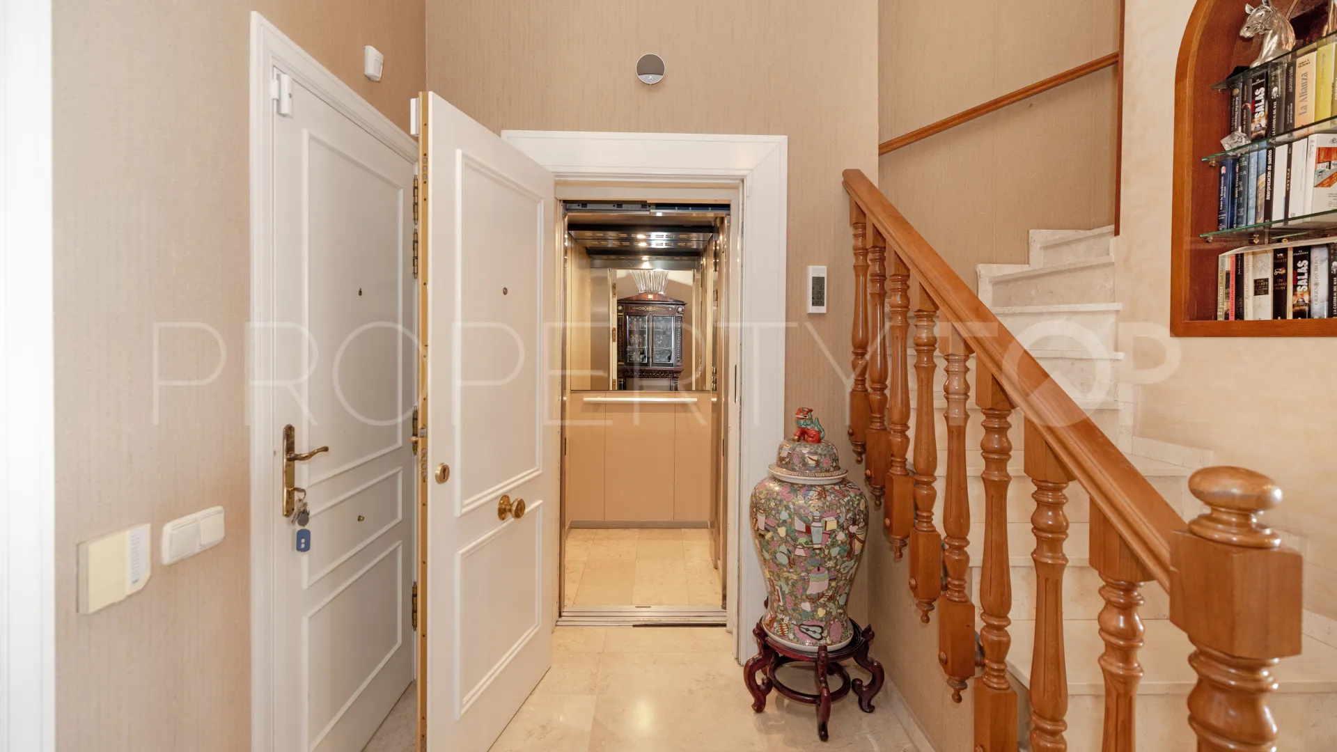 Comprar atico duplex de 4 dormitorios en Rio Real
