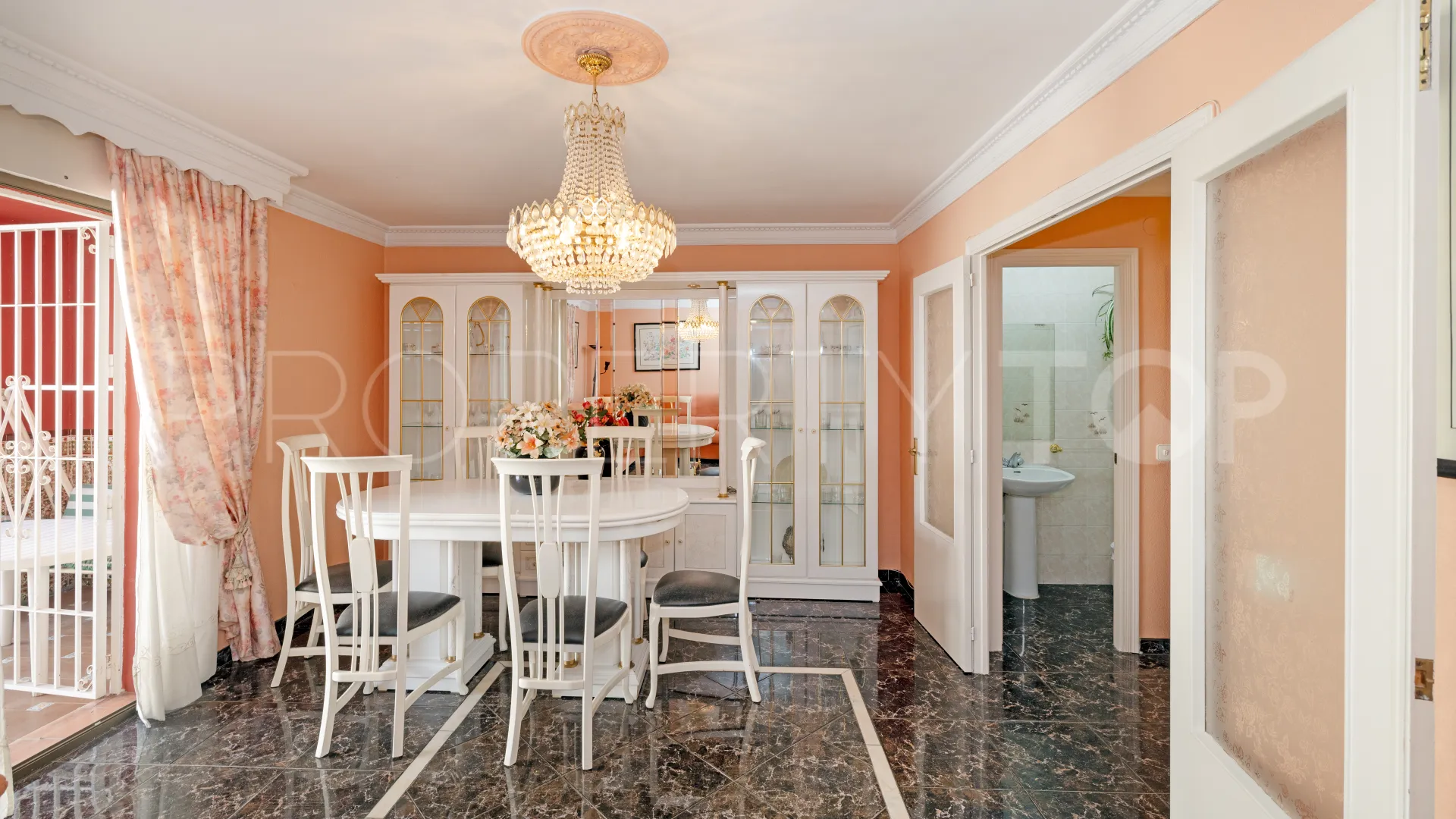 For sale town house with 3 bedrooms in Torrecilla-La Cañada