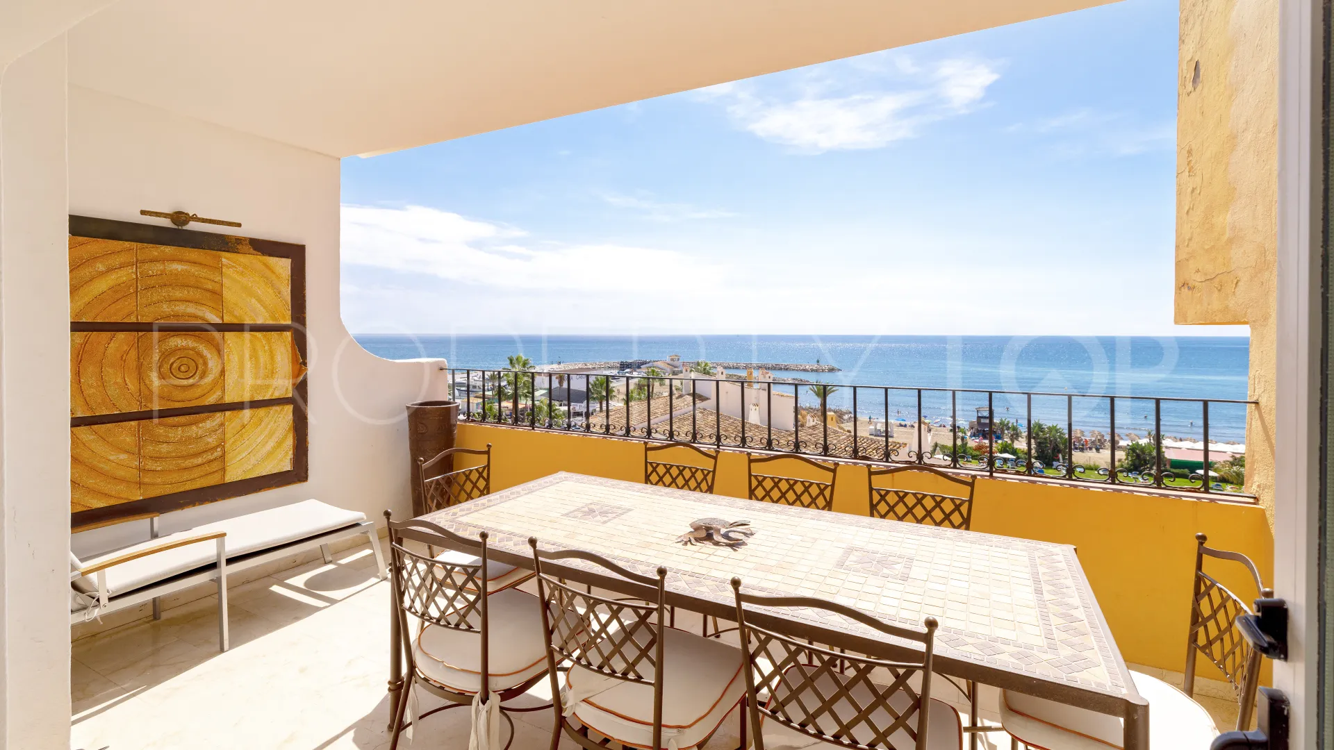 Apartamento en venta en Puerto de Cabopino de 4 dormitorios