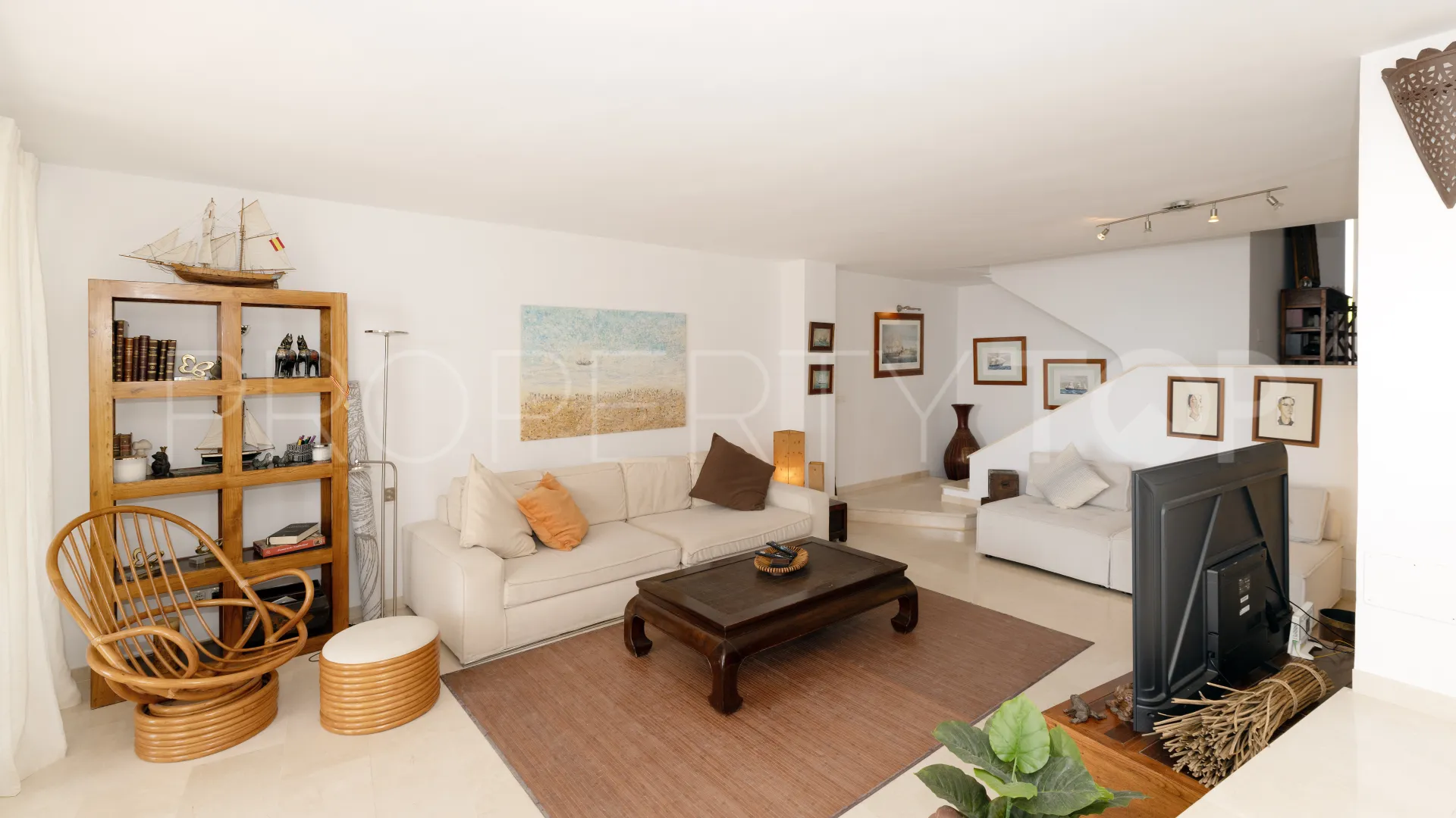 Apartamento en venta en Puerto de Cabopino de 4 dormitorios