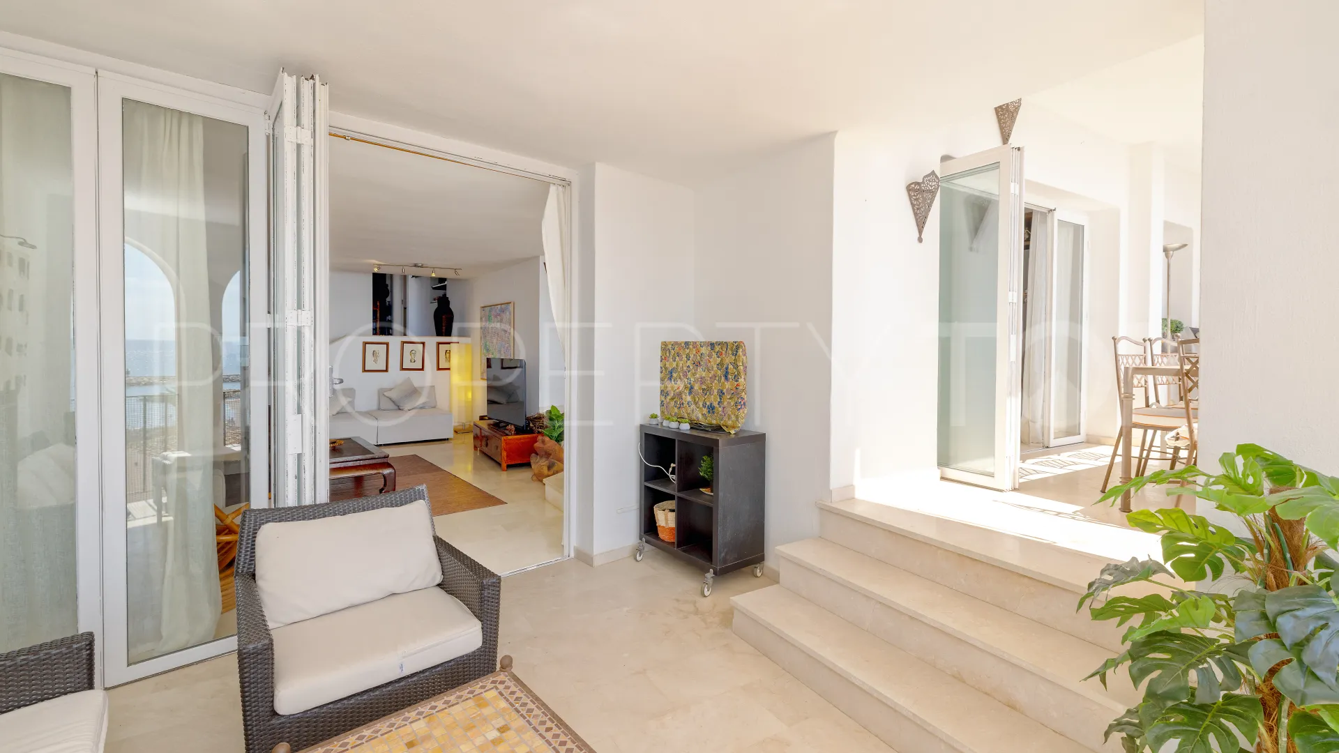 Apartamento en venta en Puerto de Cabopino de 4 dormitorios