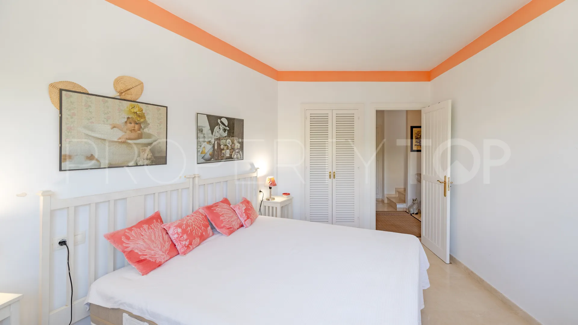 Apartamento en venta en Puerto de Cabopino de 4 dormitorios
