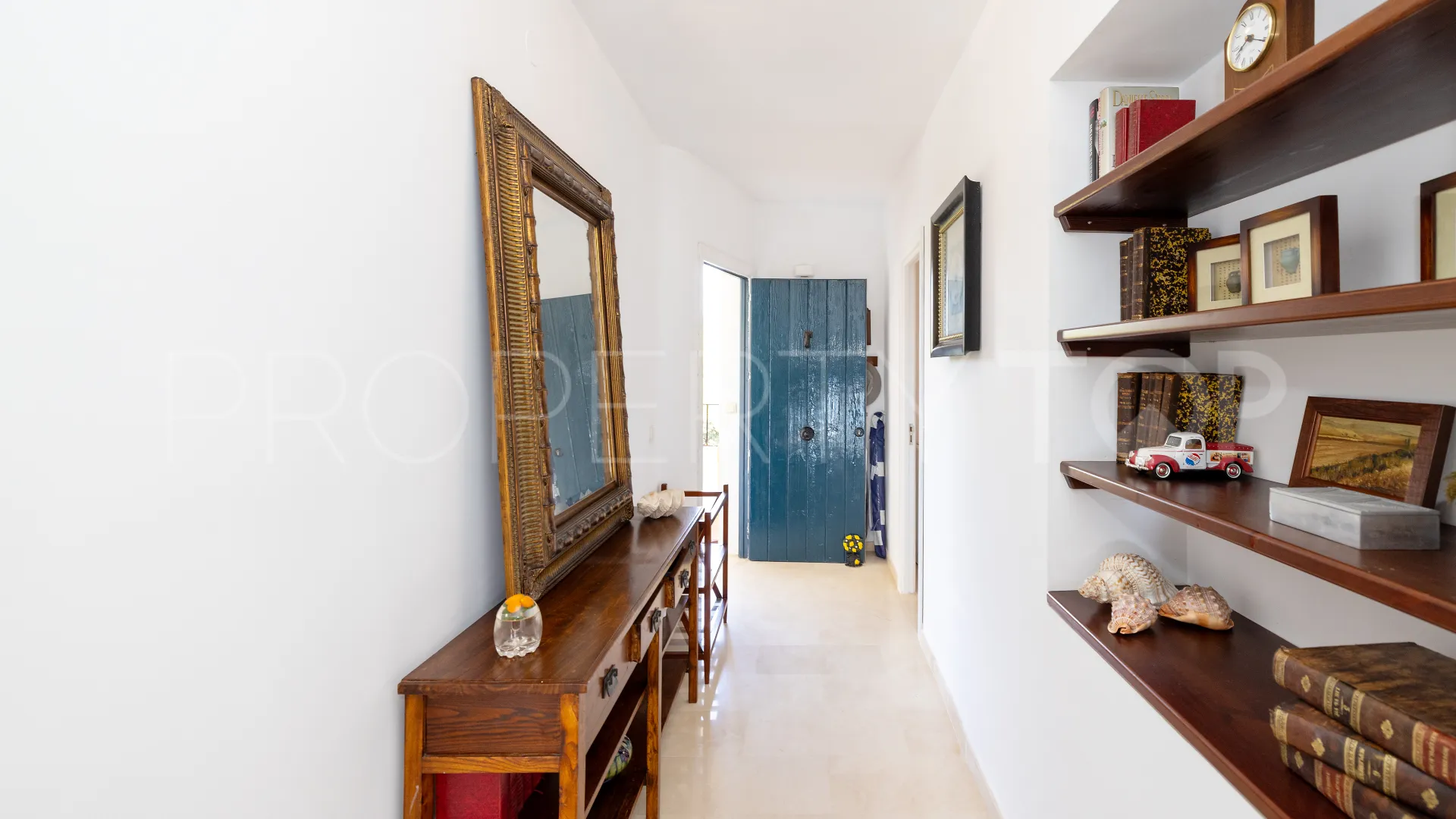 Apartamento en venta en Puerto de Cabopino de 4 dormitorios