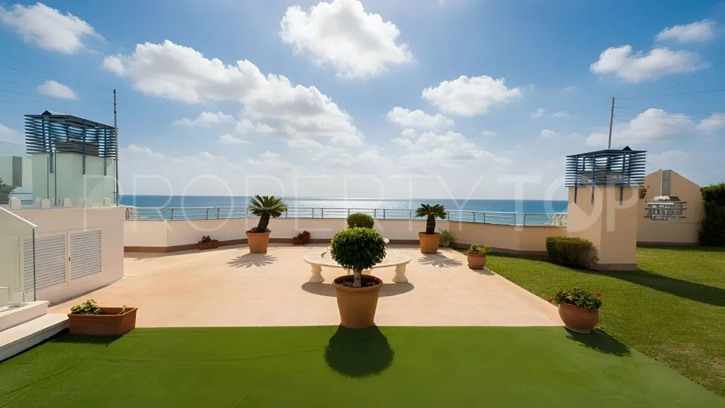 Apartment for sale in Marbella Centro with 3 bedrooms