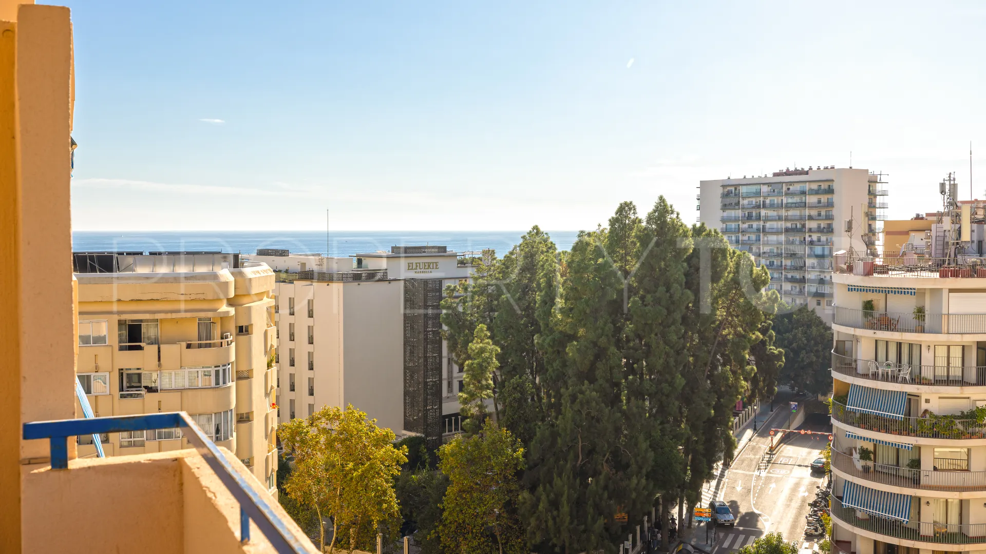 Apartment for sale in Marbella Centro with 3 bedrooms