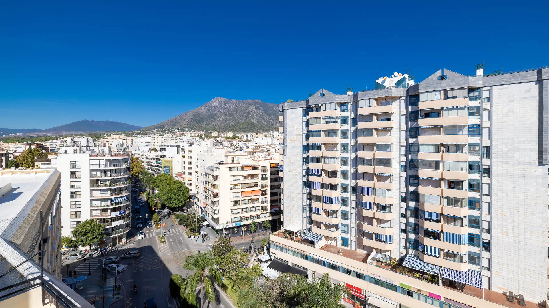 3 bedrooms apartment for sale in Playa Bajadilla - Puertos