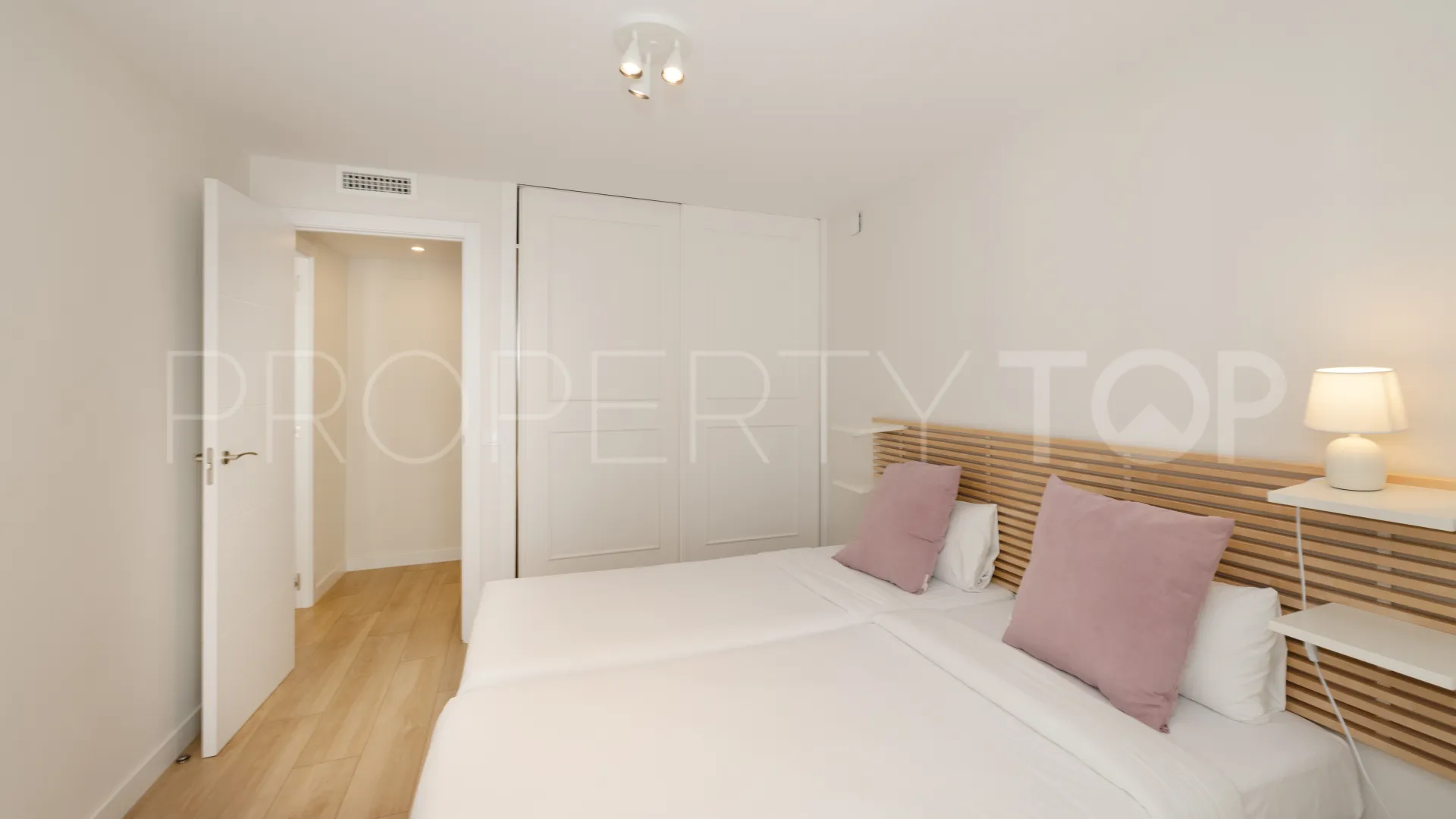 3 bedrooms apartment for sale in Playa Bajadilla - Puertos