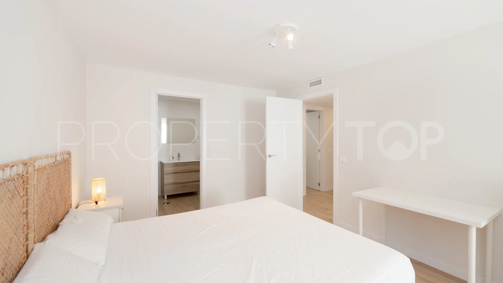 3 bedrooms apartment for sale in Playa Bajadilla - Puertos