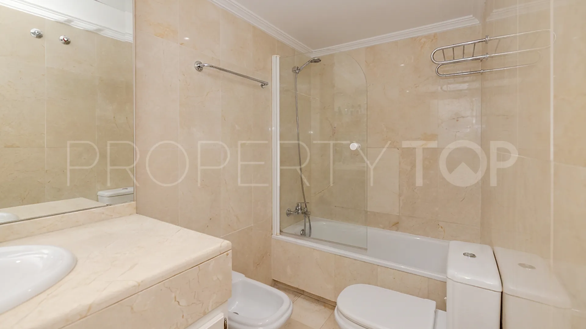 Duplex penthouse for sale in Marbella Club