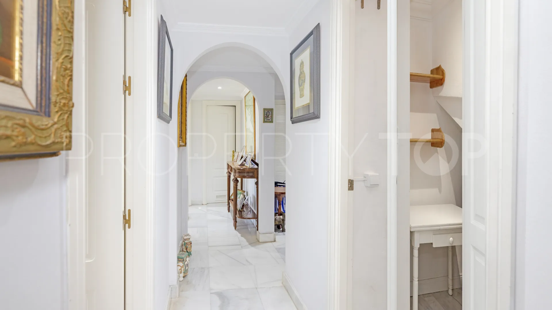 Duplex penthouse for sale in Marbella Club