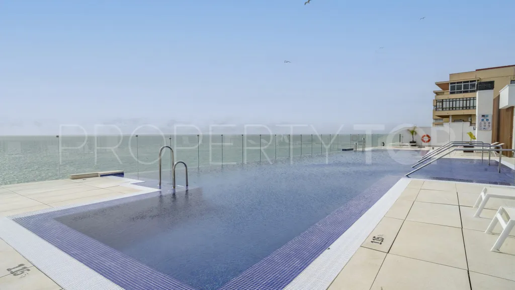 1 bedroom apartment in Estepona for sale