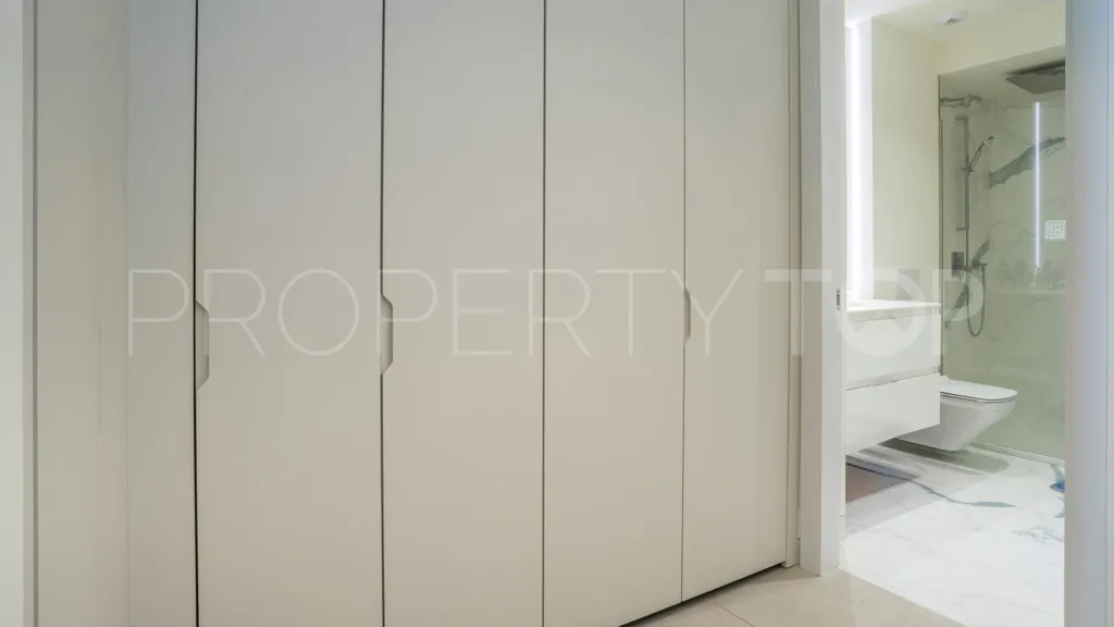 1 bedroom apartment in Estepona for sale