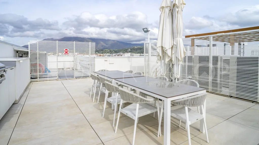 1 bedroom apartment in Estepona for sale