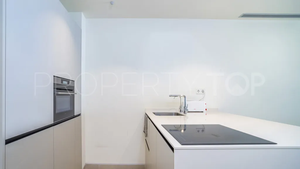 1 bedroom apartment in Estepona for sale