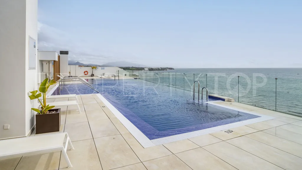 1 bedroom apartment in Estepona for sale