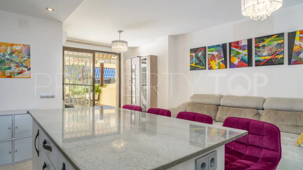Buy apartment with 2 bedrooms in Seghers