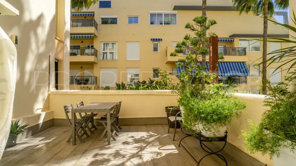 Buy apartment with 2 bedrooms in Seghers