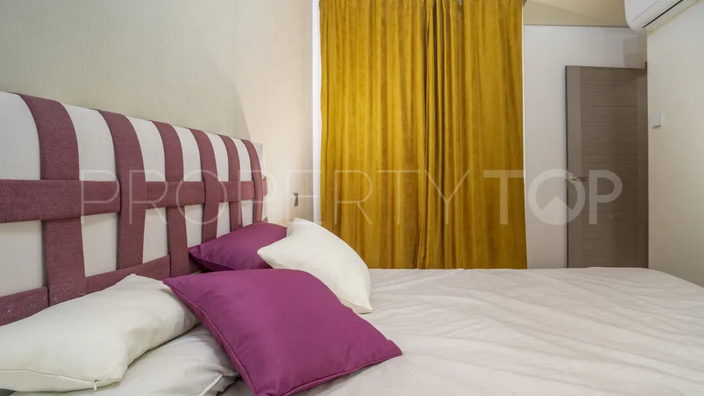 Buy apartment with 2 bedrooms in Seghers