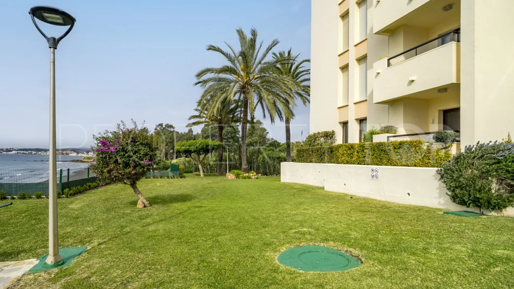 Buy apartment with 2 bedrooms in Seghers