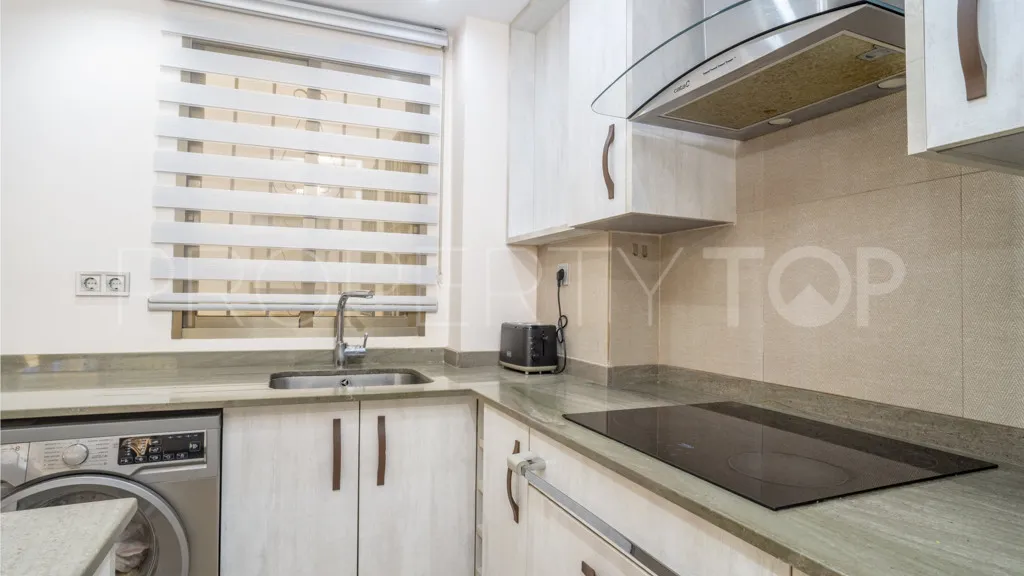Buy apartment with 2 bedrooms in Seghers