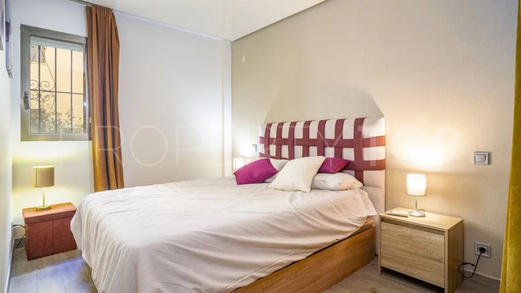 Buy apartment with 2 bedrooms in Seghers