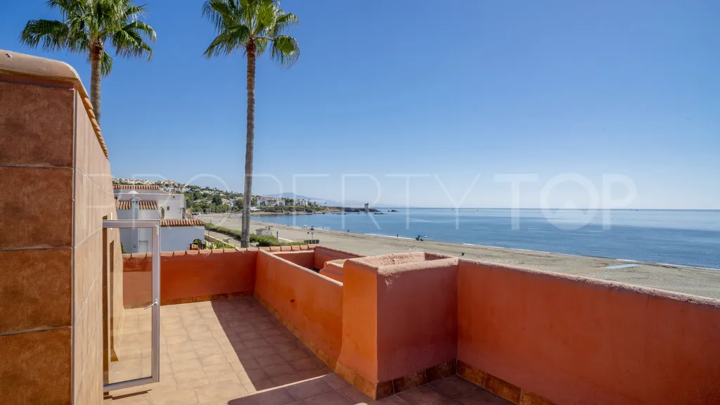For sale chalet in Casares Playa