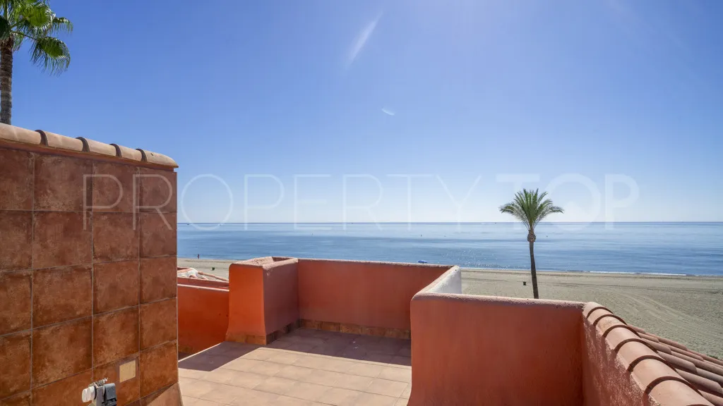 For sale chalet in Casares Playa