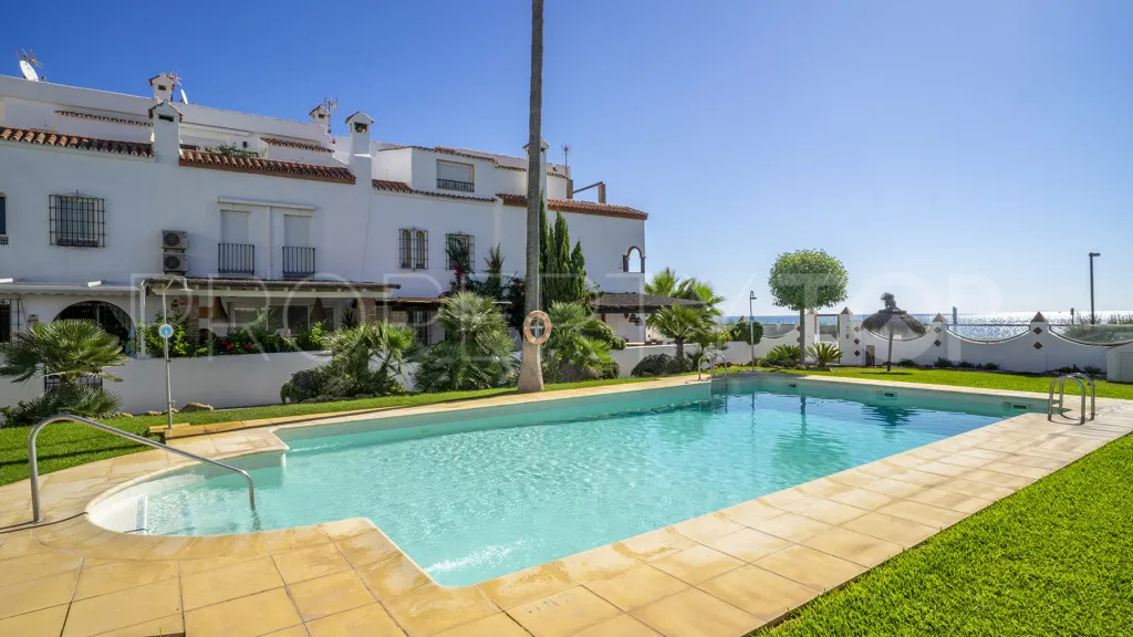For sale chalet in Casares Playa