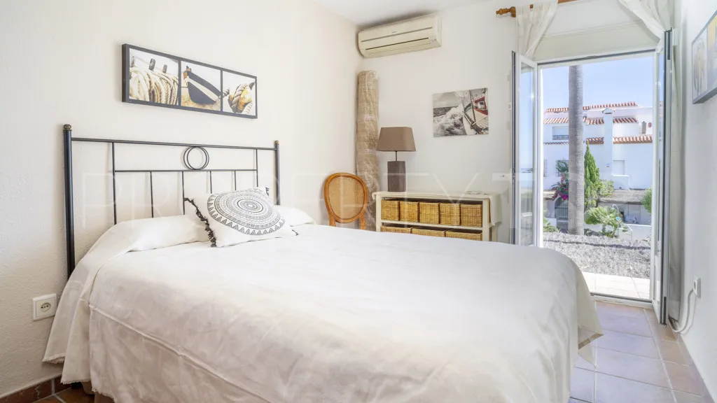 For sale chalet in Casares Playa
