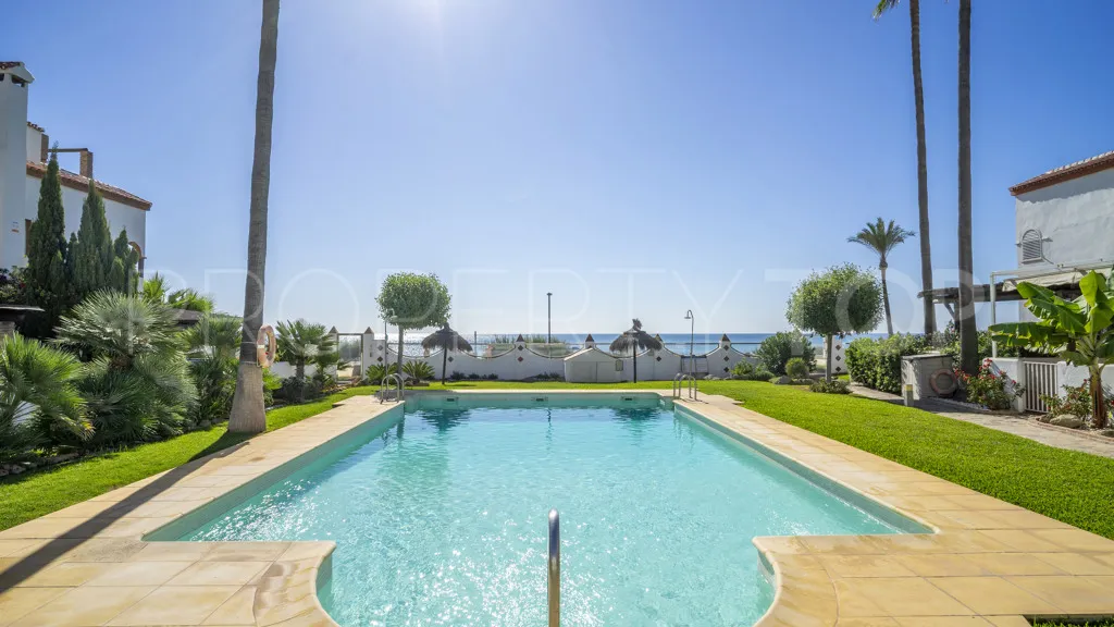 For sale chalet in Casares Playa