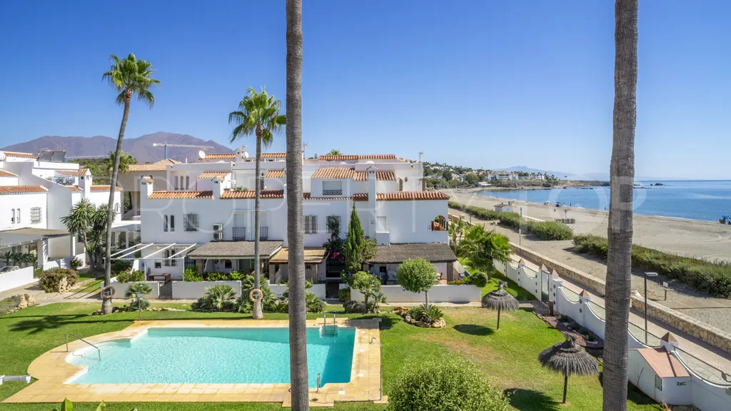 For sale chalet in Casares Playa