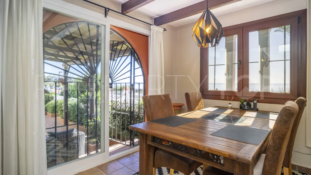 For sale chalet in Casares Playa