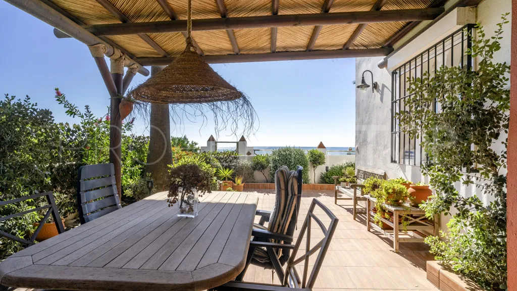 For sale chalet in Casares Playa
