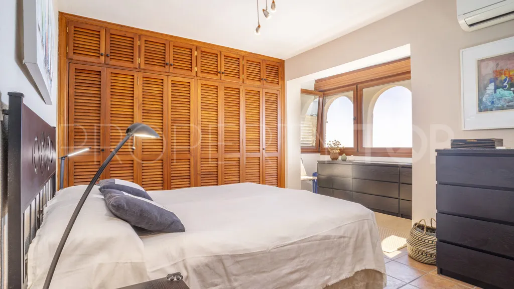 For sale chalet in Casares Playa